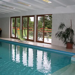Vlasta Karlsbad